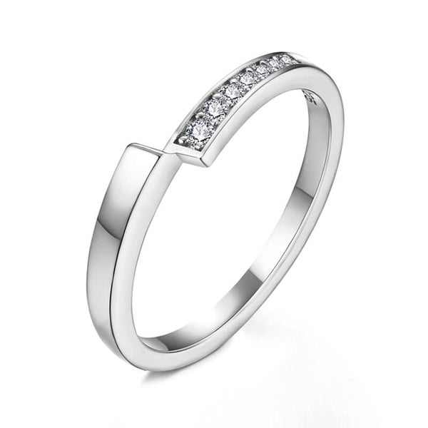 Round Moissanite Bypass Wedding Band Ring - ReadYourHeart