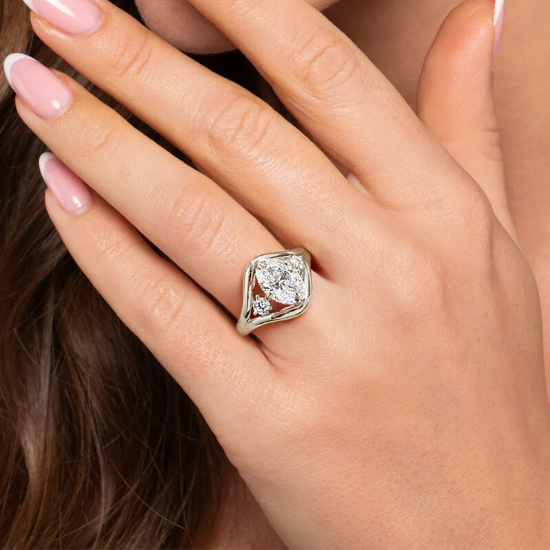 Three-Stone Oval Moissanite Split Shank Engagement Ring,RRL-FA1C1239-1,RRL-FA1C1239-2,RRL-FA1C1239-3