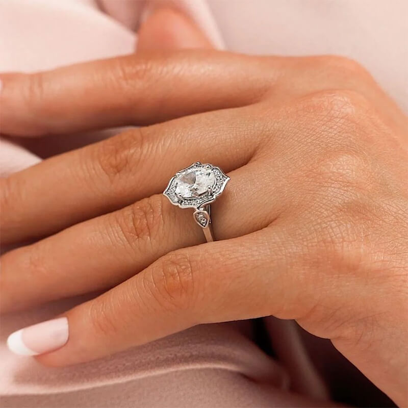 Vintage Halo Oval Cut Moissanite  Engagement Ring,RRL-FA1C769-1,RRL-FA1C769-2