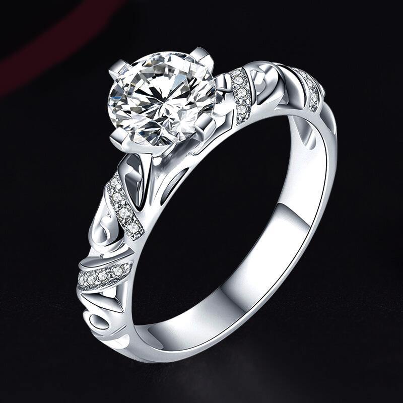 D color moissanite 18k gold luxury wedding band Ring - ReadYourHeart