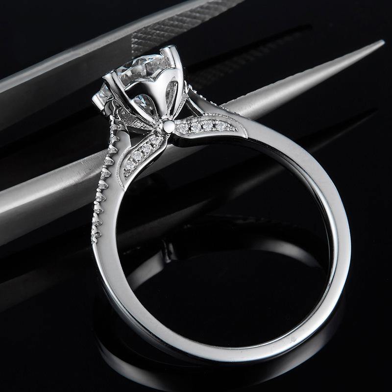 Fashion Four Prong Round Moissanite Sterling Silver Wedding Ring - ReadYourHeart,RRW-M47A