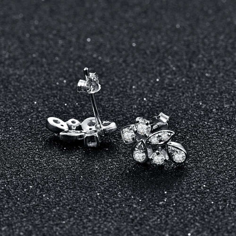 Moissanite Series Luxury Sterling Silver Stud Earrings - ReadYourHeart
