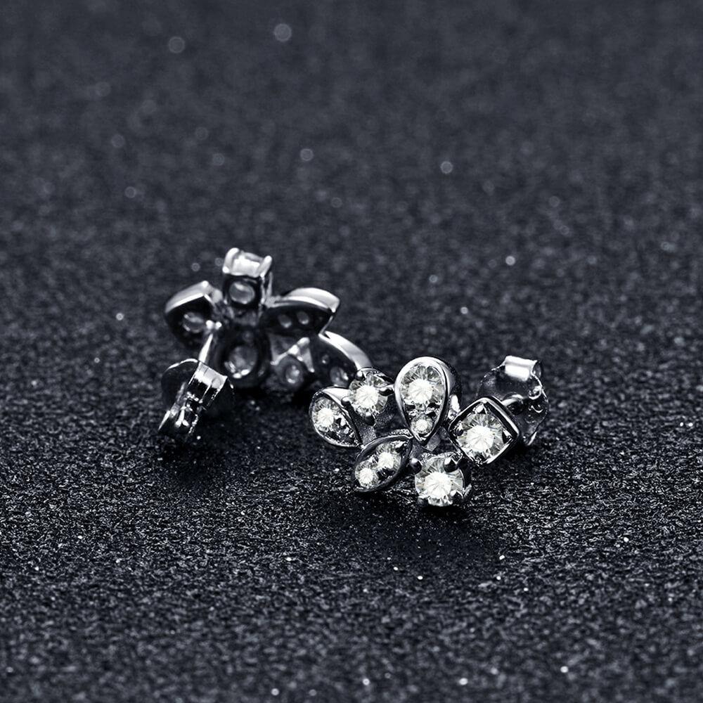 Moissanite Series Luxury Sterling Silver Stud Earrings - ReadYourHeart