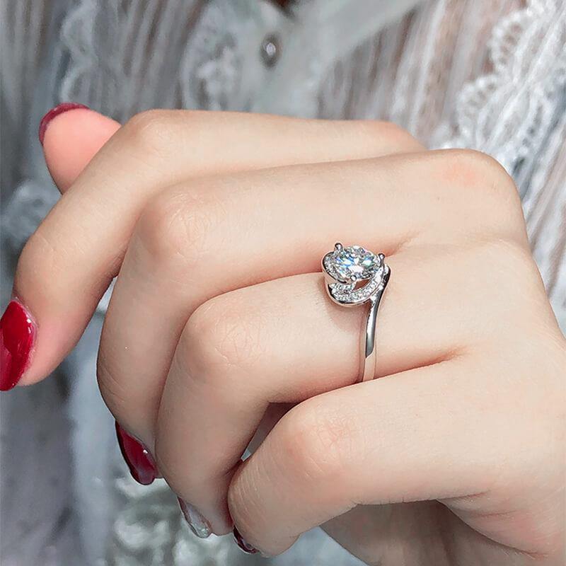 Moissanite heart-shaped surround sterling silver wedding ring - ReadYourHeart