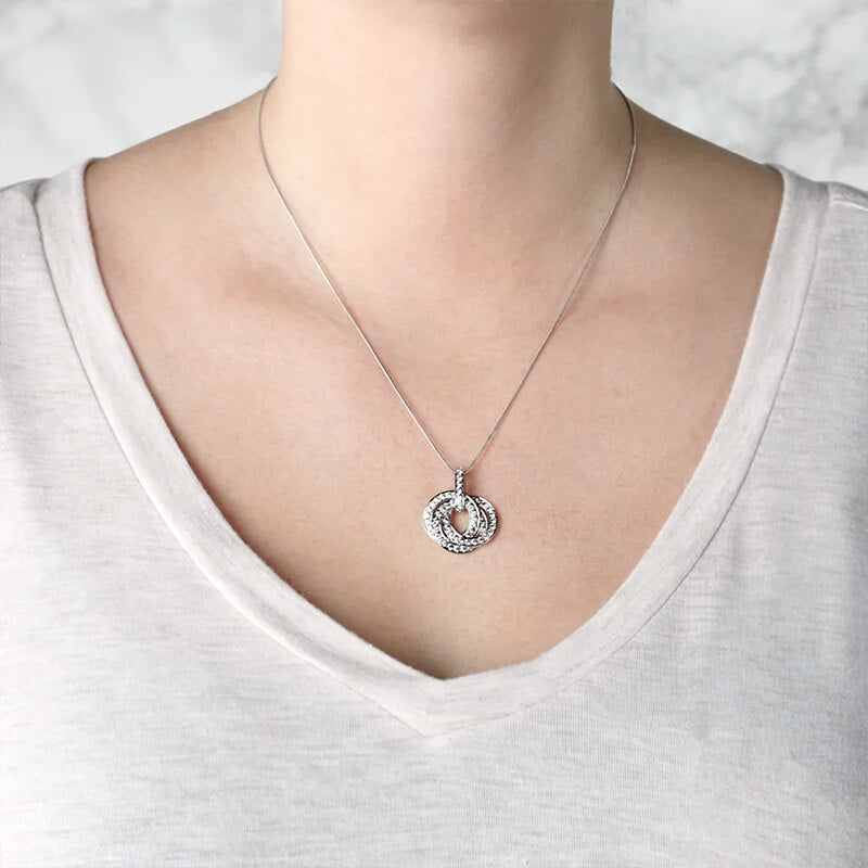 Three Interlocking Circles Moissanite Pendant Necklace - ReadYourHeart